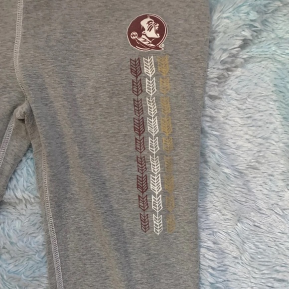 Redskins NFL joggers - Picture 2 of 3